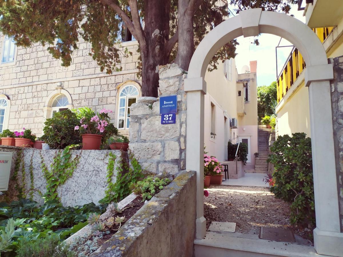 Apartments Rafaela コルチュラ エクステリア 写真