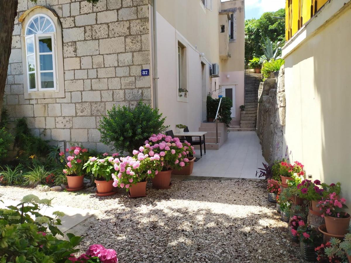 Apartments Rafaela コルチュラ エクステリア 写真